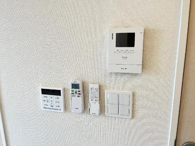 セキュリティ　カメラ付インターホン（イメージ）