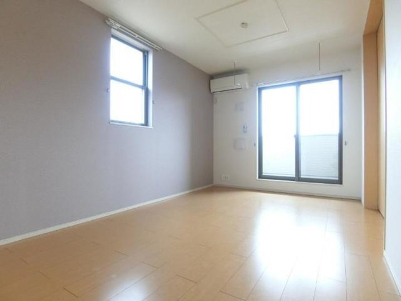 居室・リビング　図面と現状に相違がある場合には現状を優先