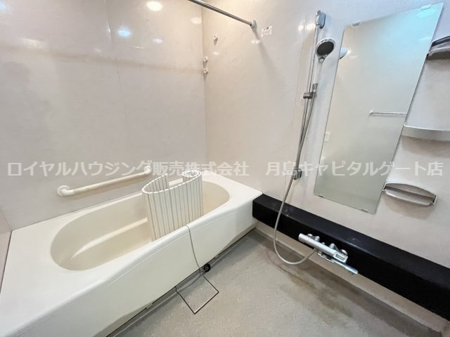 バス・シャワールーム　※別部屋参照写真