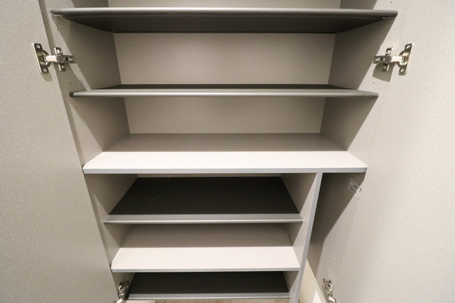 収納　シューズボックス