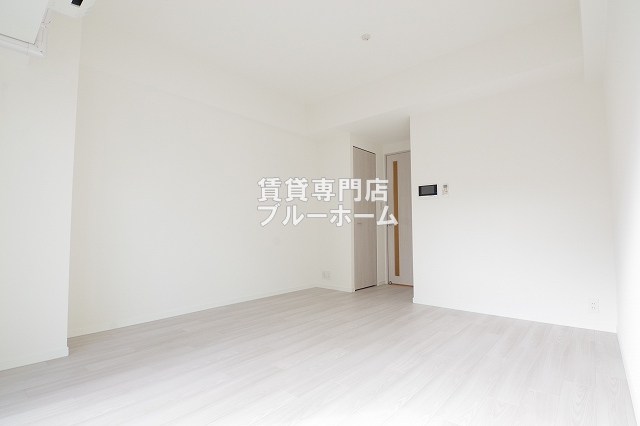 その他部屋・スペース　別角度の洋室です！