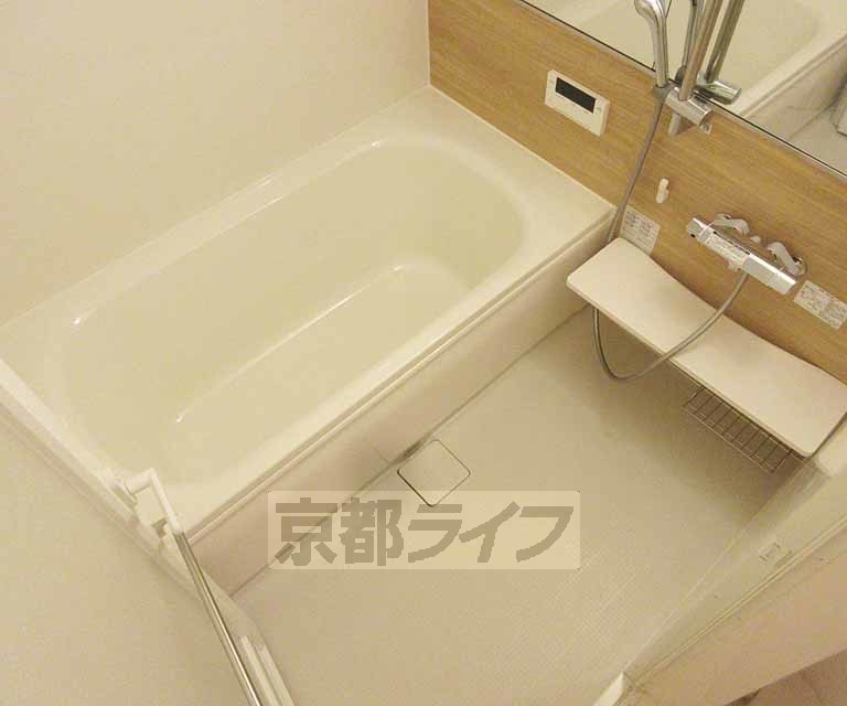 バス・シャワールーム　清潔感のあるバスルームです！