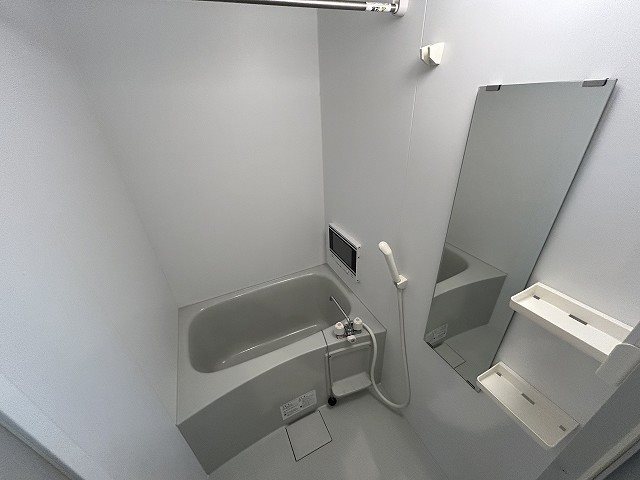 バス・シャワールーム　同マンション別部屋