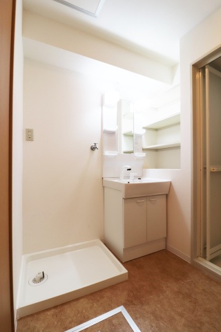 洗面設備　脱衣場