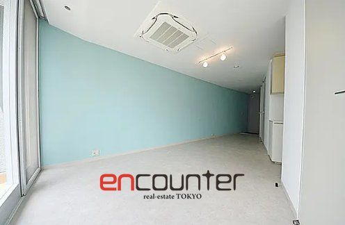 居室・リビング　※同マンション別室参考写真