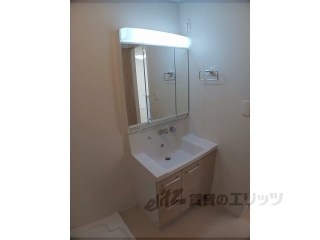 洗面設備　同仕様