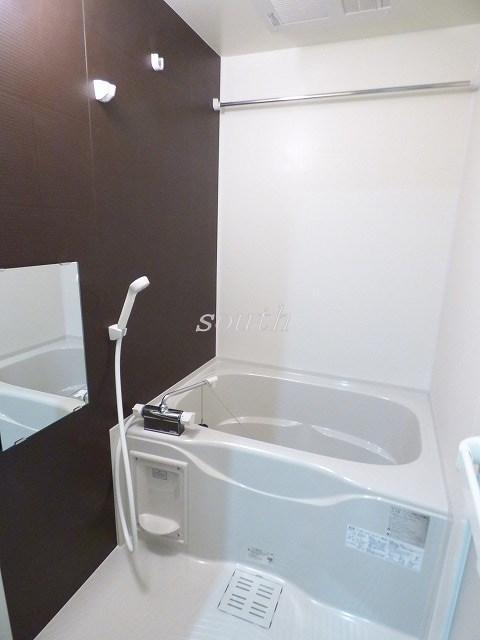 バス・シャワールーム　浴室乾燥機付きのお風呂♪