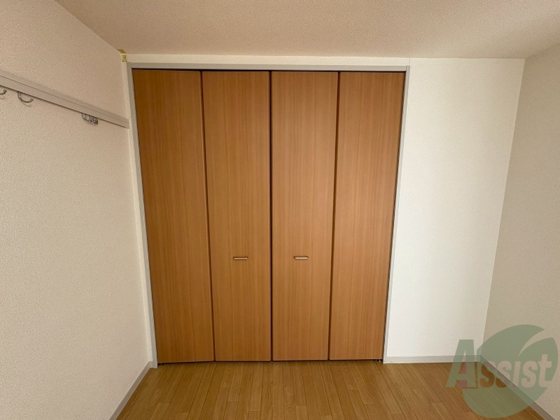 収納　こちらは収納になります。衣類の収納にいいですね。