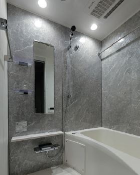 バス・シャワールーム　風呂