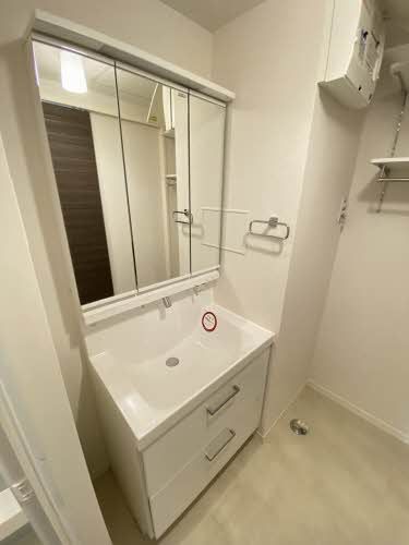 洗面設備　洗面化粧台