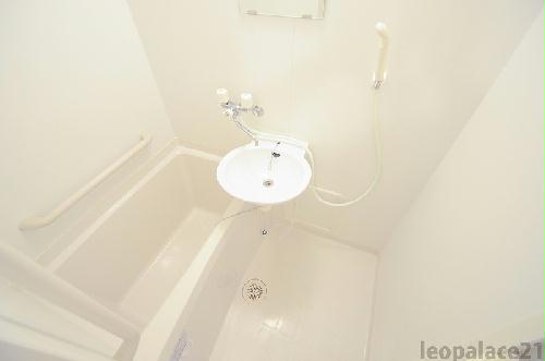 バス・シャワールーム　備品や設備仕様は号室等により異なります現地をご確認ください。