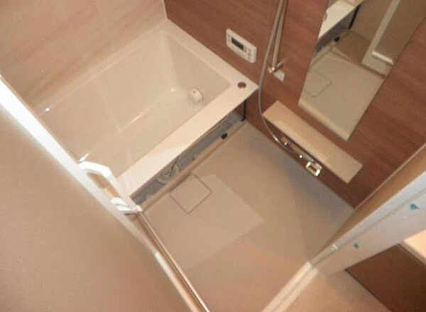 バス・シャワールーム　※別部屋の参考写真です。