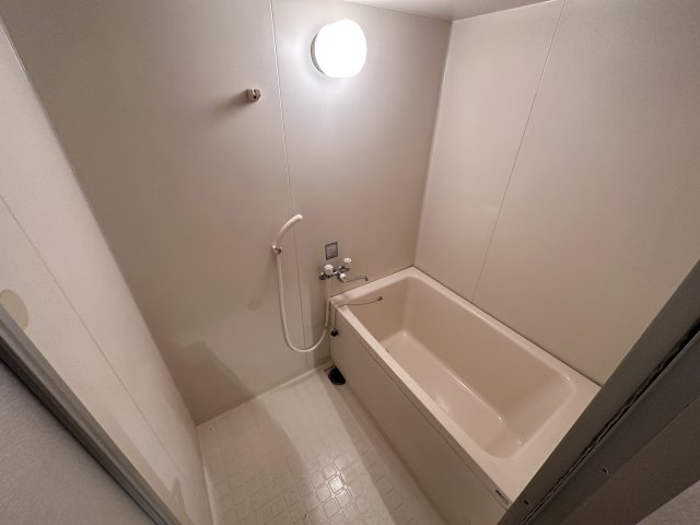 バス・シャワールーム　※クリーニング前