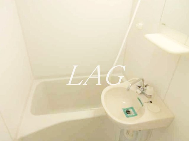 バス・シャワールーム　お風呂です。