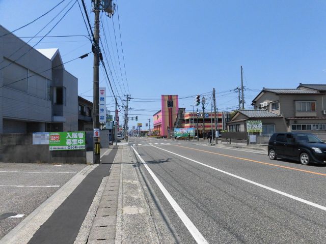 その他　前面道路（その他）まで0m
