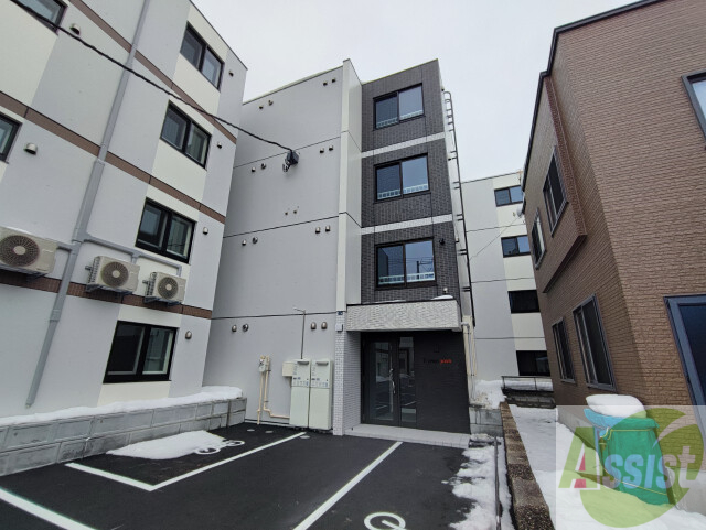 建物外観　札幌市中央区北１３条西「Ｔｉａｍｏ　Ｓｏｅｎ」
