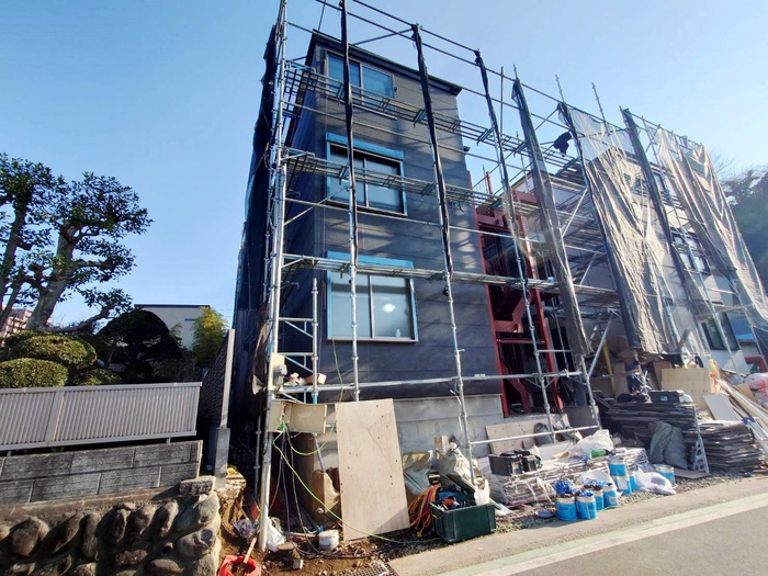 建物外観　建築中