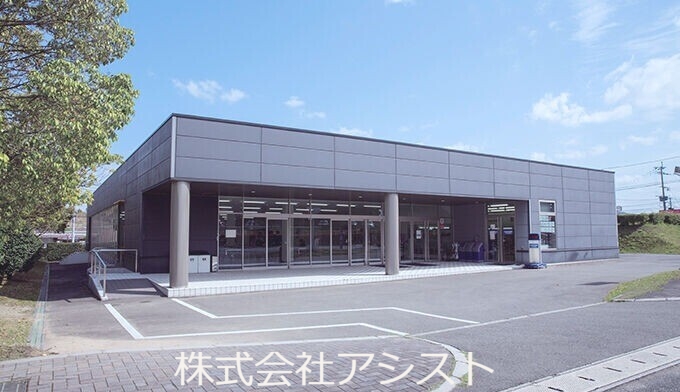 大学・短大　私立近畿大学産業理工学部福岡キャンパス（大学・短大）まで604m