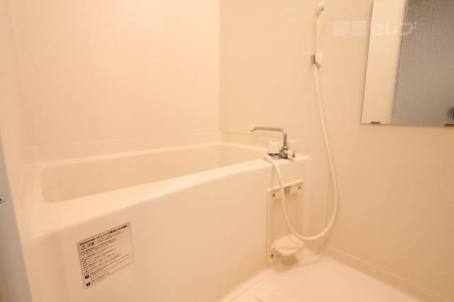 バス・シャワールーム　お風呂も綺麗です。
