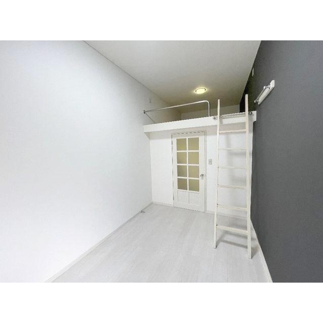 その他部屋・スペース　ロフト付き