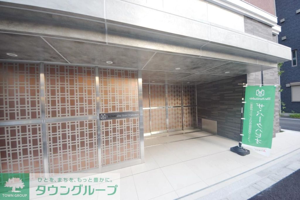 エントランス　エントランス