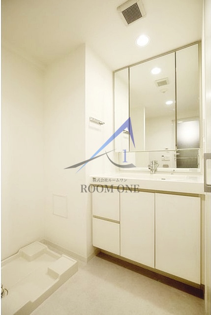 洗面設備　洗面台です。