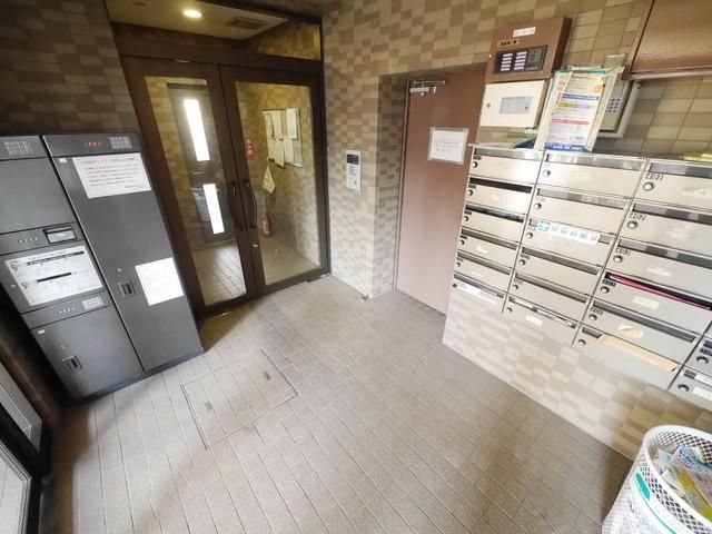 エントランス　★お部屋探しはタウンハウジング稲田堤店まで★