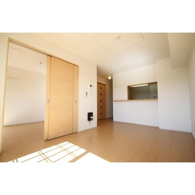 居室・リビング　※写真はＡ２０２にて撮影（反転）