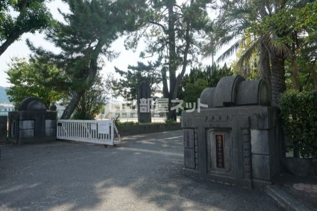 小学校　千松小学校（小学校）まで486m