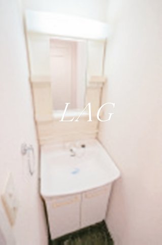 洗面設備　洗面台です。