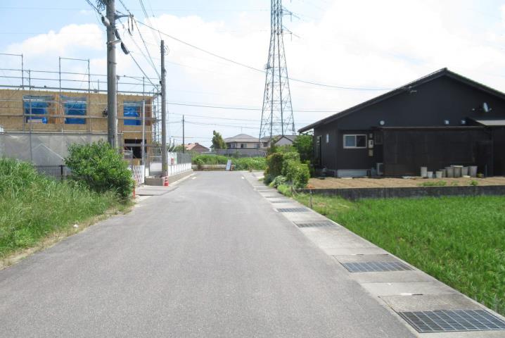 その他　前面道路（その他）まで10m