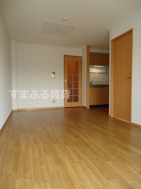 居室・リビング　同仕様　反転の場合あり