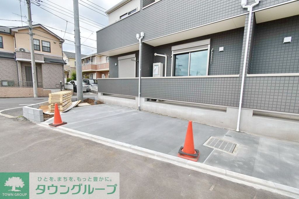 駐車場　駐車場