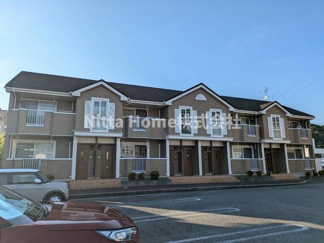 建物外観　敷金・礼金ナシで初期費用を抑えることができます◇