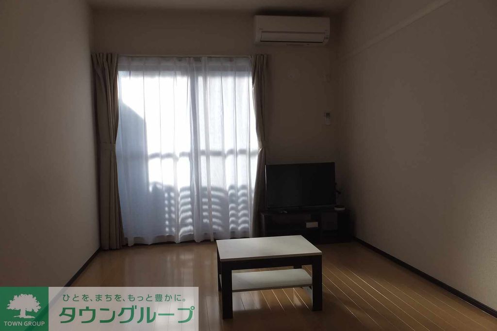 居室・リビング　同タイプ写真