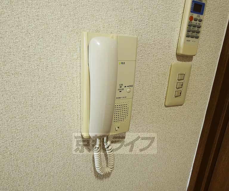 セキュリティ　・ＴＶモニターはついておりません