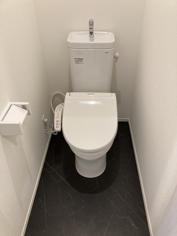 トイレ　※同物件・同タイプの写真です。