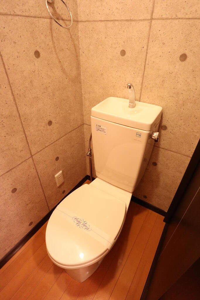 トイレ　ウォシュレット取付可能◎