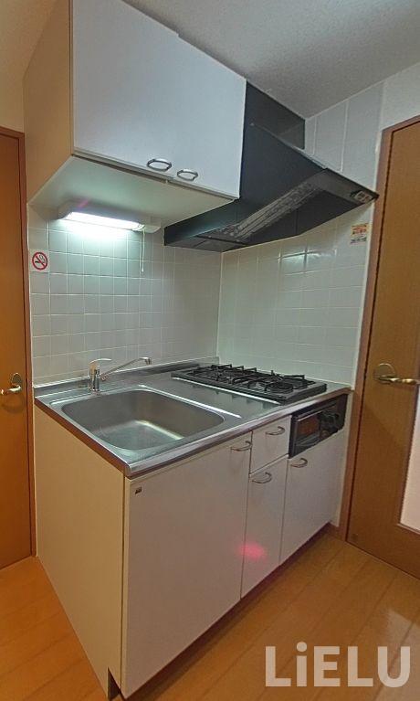 キッチン　同シリーズ物件のモデルルームになります※現況優先