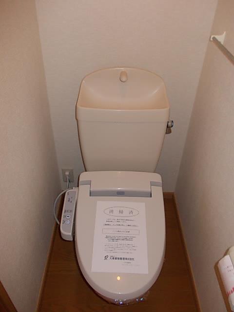 トイレ　温水洗浄暖房便座トイレ
