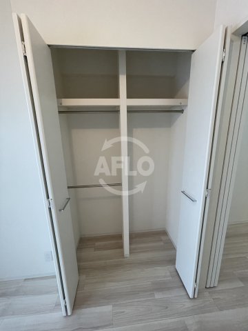 収納　アーバネックス西本町　クローゼット