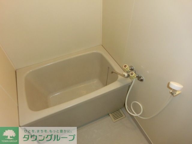 バス・シャワールーム　バスルーム