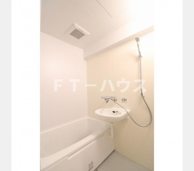 バス・シャワールーム　浴室