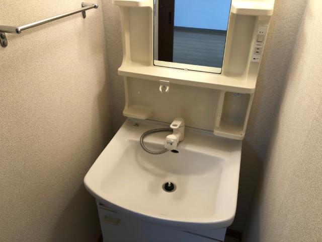 洗面設備　洗髪洗面化粧台