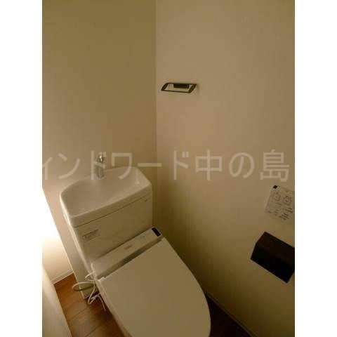 トイレ　詳細は、ウィンドワード中の島店までご相談下さい。