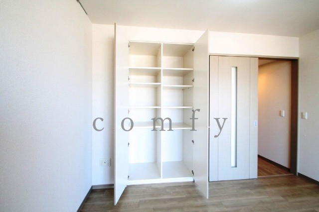 収納　クローゼット