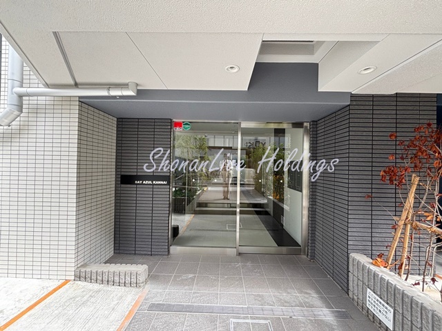 エントランス　オートロック付きエントランス