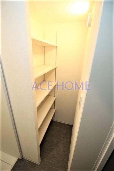 玄関　シューズインクローゼット