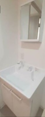 洗面設備　※同仕様写真含む