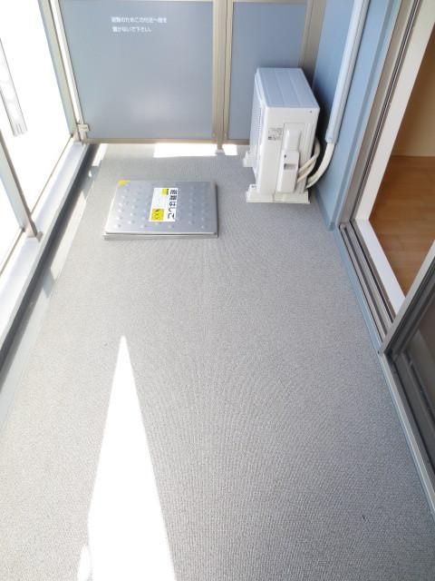 バルコニー　バルコニー